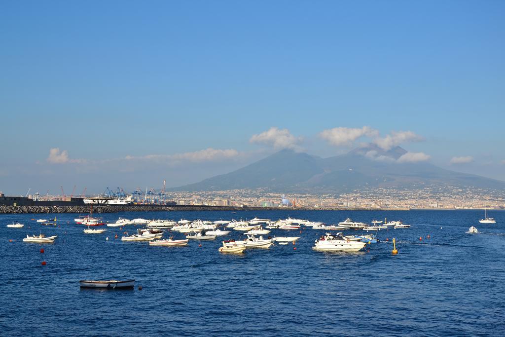 Monolocale Nel Cuore Di Napoli Lägenhet Rum bild